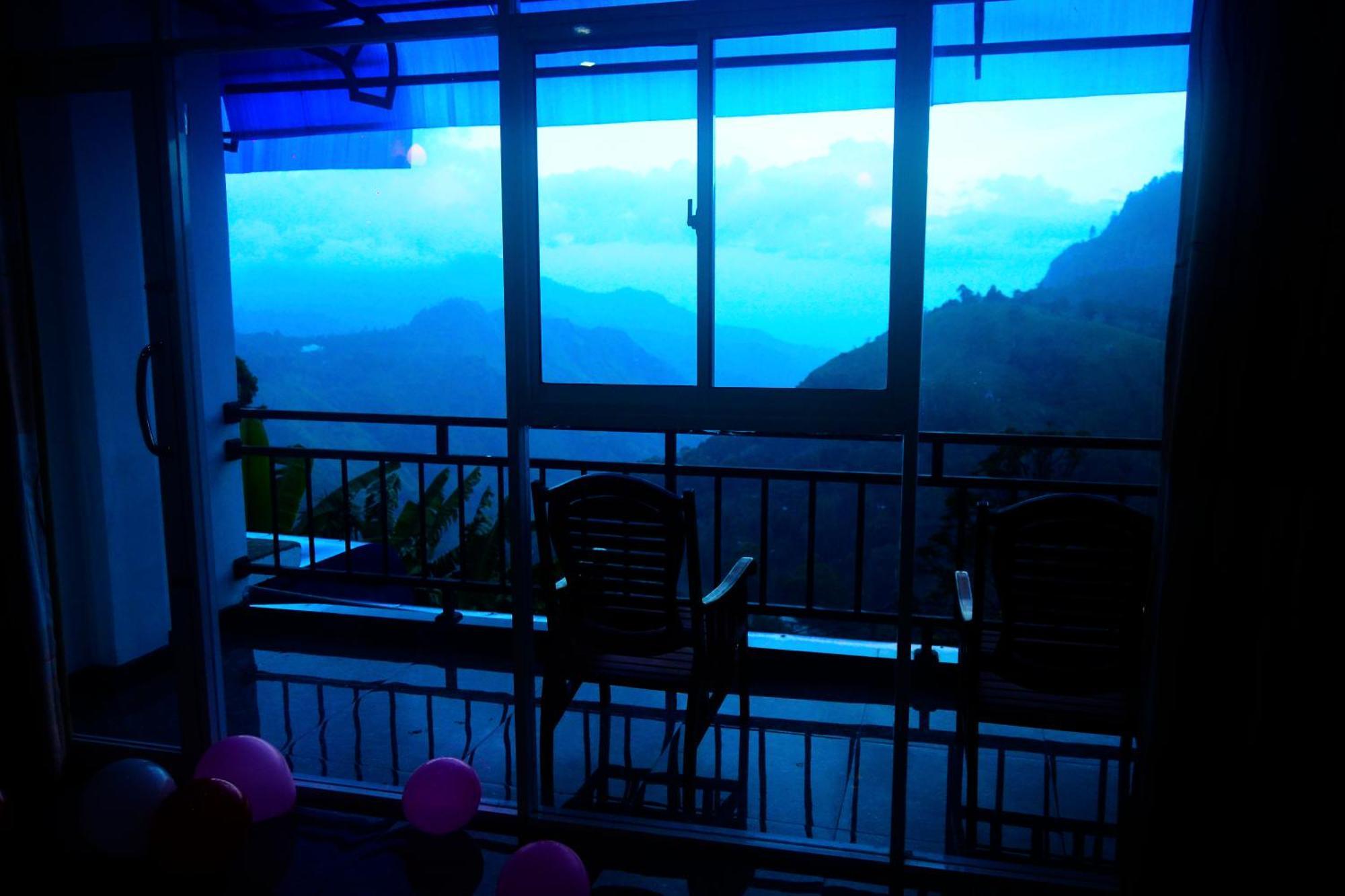 La Montagna Bed & Breakfast เอลลา ภายนอก รูปภาพ