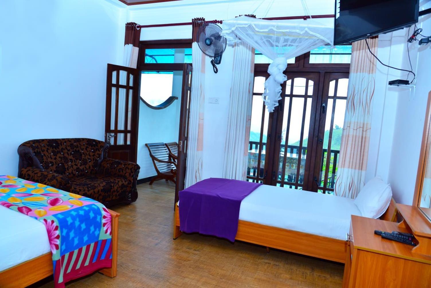 La Montagna Bed & Breakfast เอลลา ภายนอก รูปภาพ